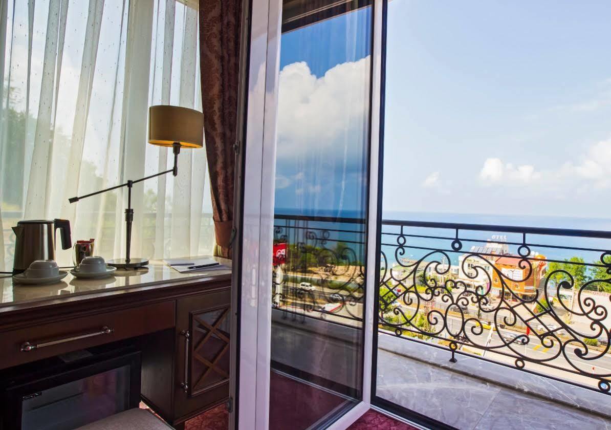 Mell Hotel Trabzon Esterno foto